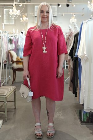 Pellavatehdas Gigi pellavamekko fuxia