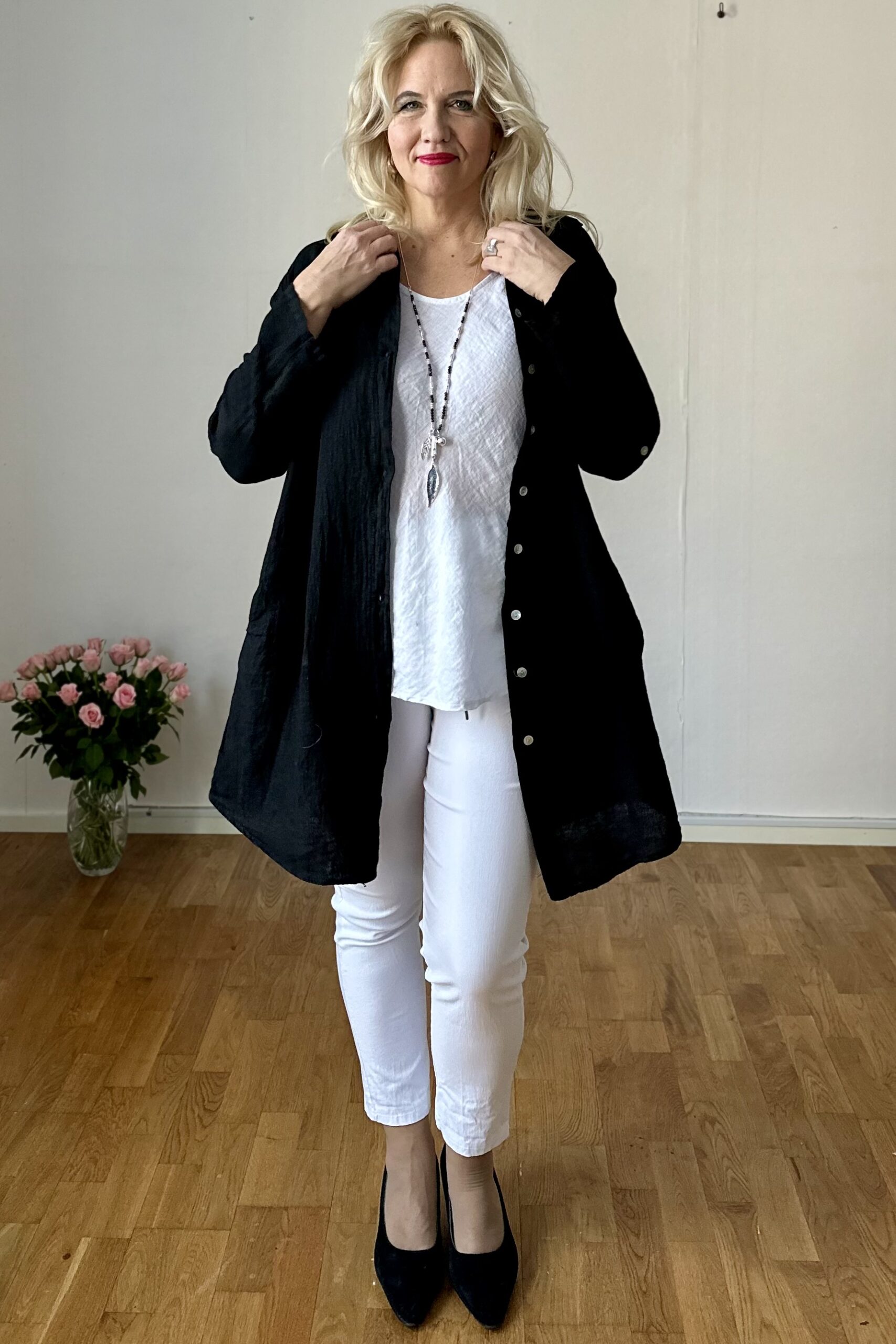 Musta Viola pellavatunika