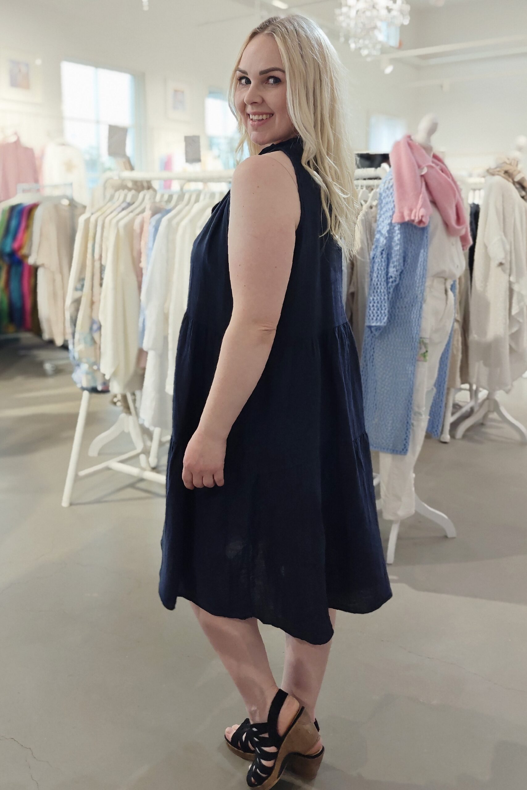 Livia hellemekko, tummansininen 42/46 - Image 3