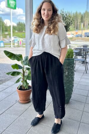 Pellavatehdas Veera pellavahousut musta