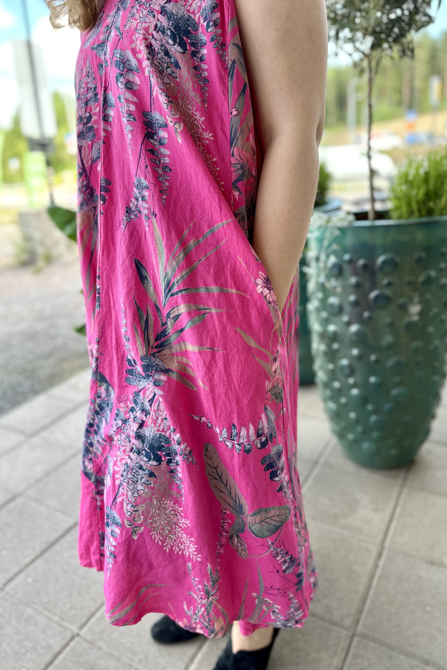 Angelika hihaton pellavamekko, fuxia L/XL - Image 4