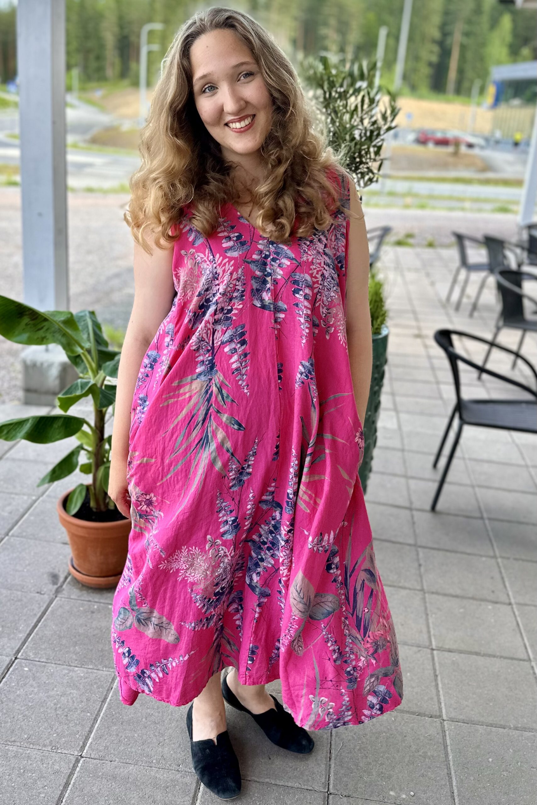 Pellavatehdas hihaton Angelika pellavamekko fuxia