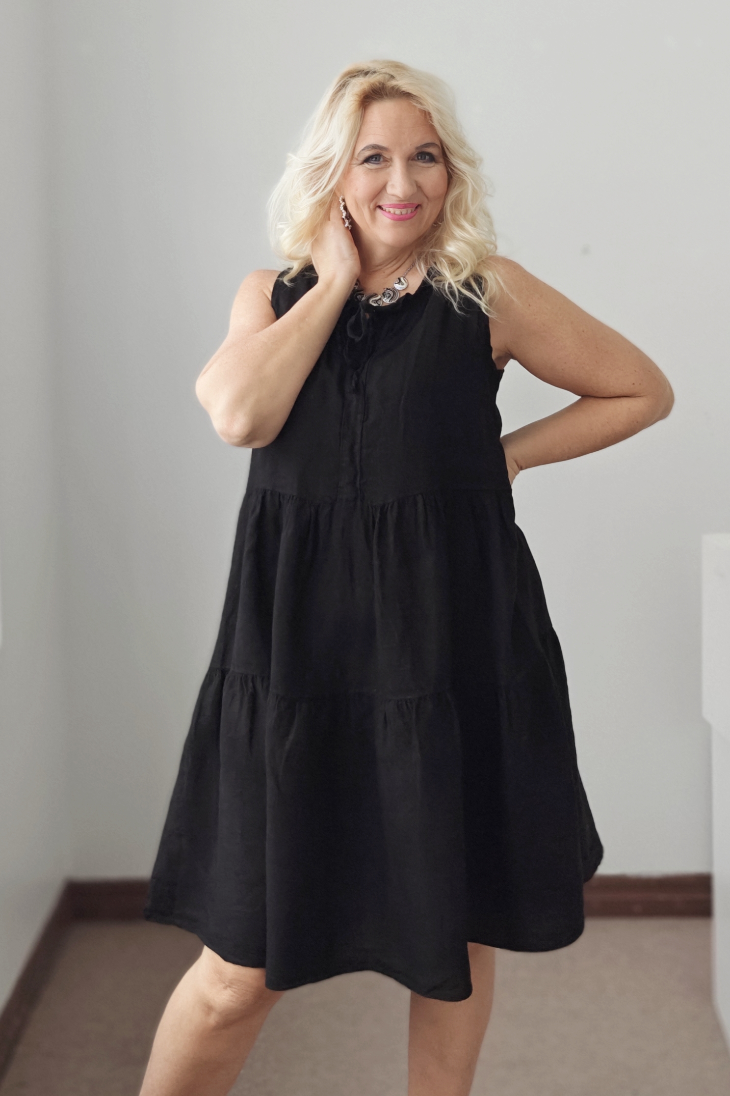 Livia hellemekko musta Pellavatehdas