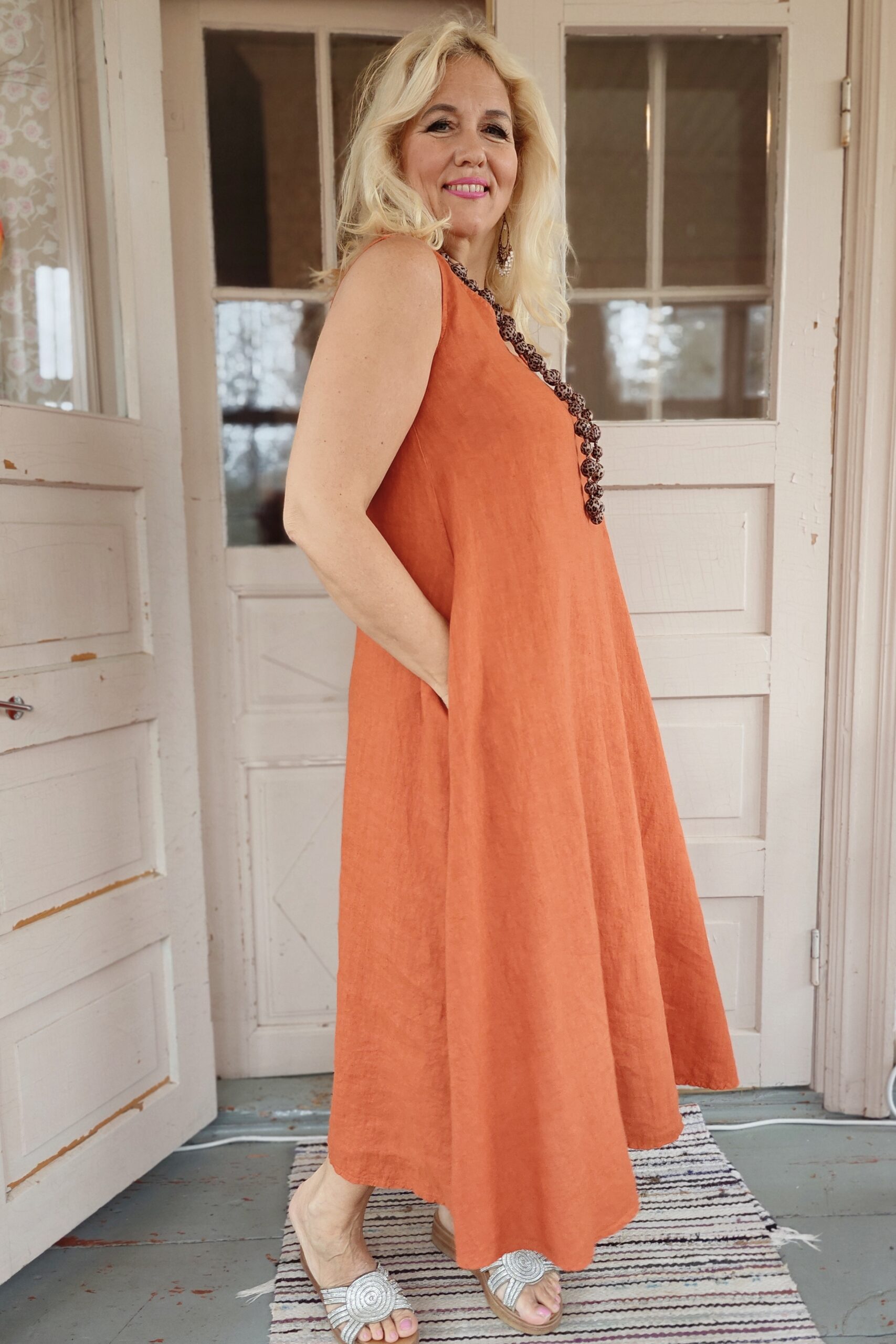 Elegia pellavamekko, porkkanan oranssi S/M - Image 3