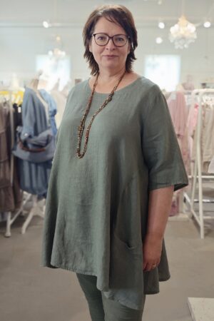 Pellavatehdas Noora pellavatunika khakivihreä