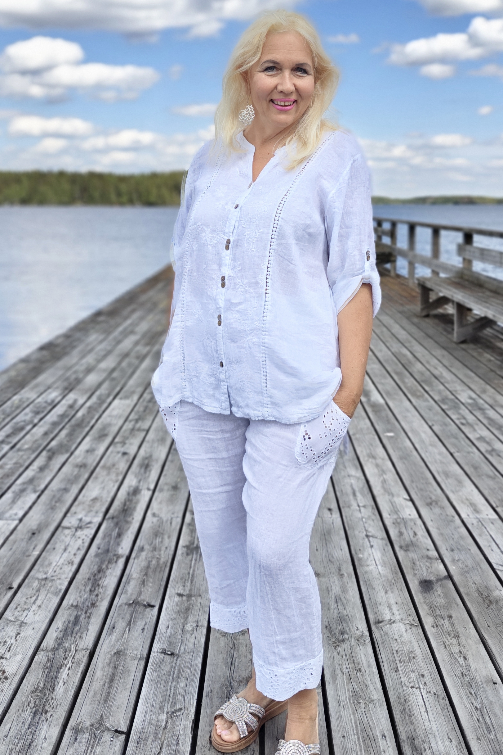 Pellavatehdas Kesäheinä pellavacaprit valkoinen