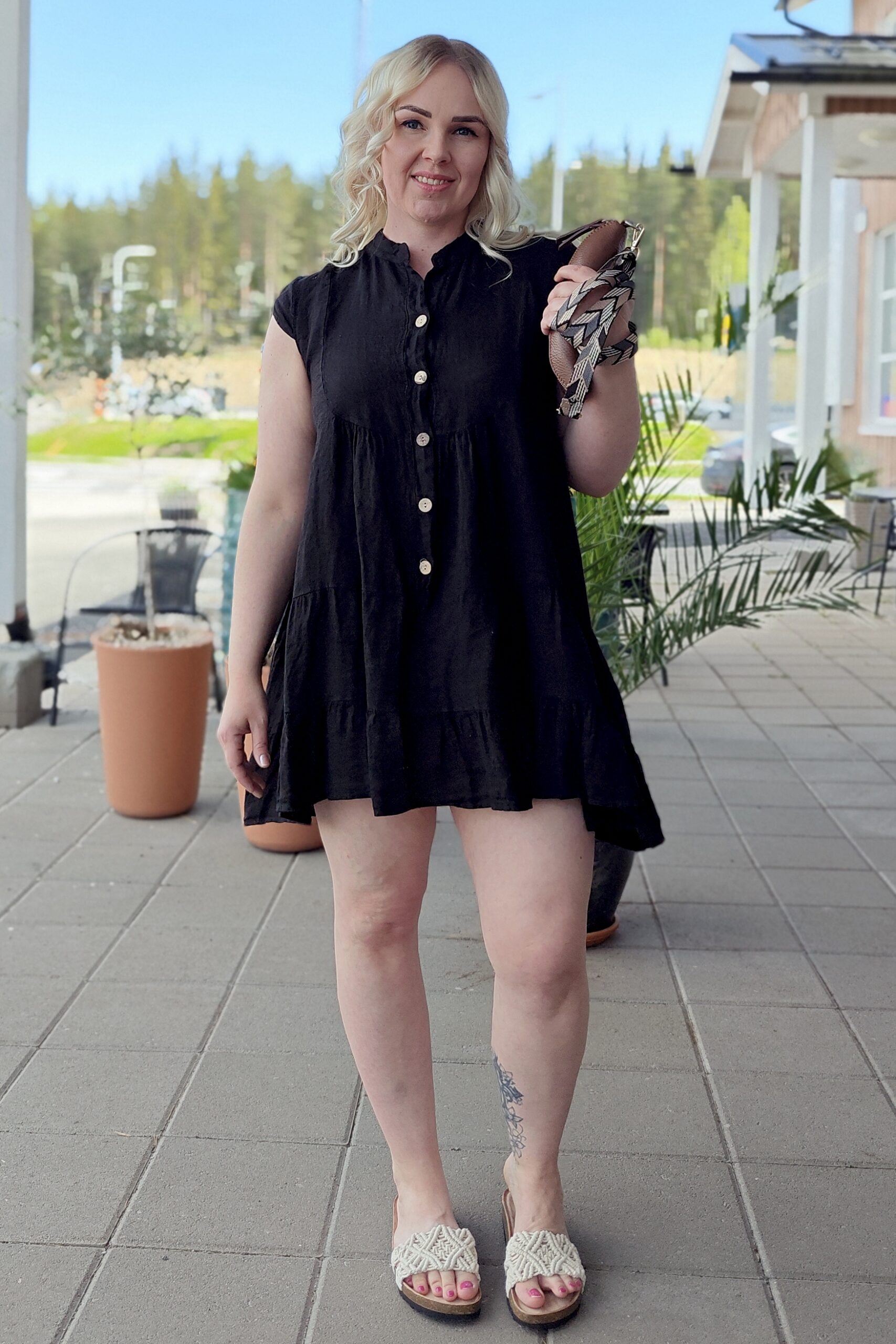 Pellavatehdas Mette pellavatunika musta