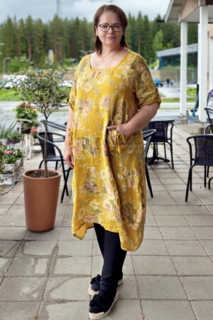 Hihallinen Flowers pellavamekko keltainen Pellavatehdas