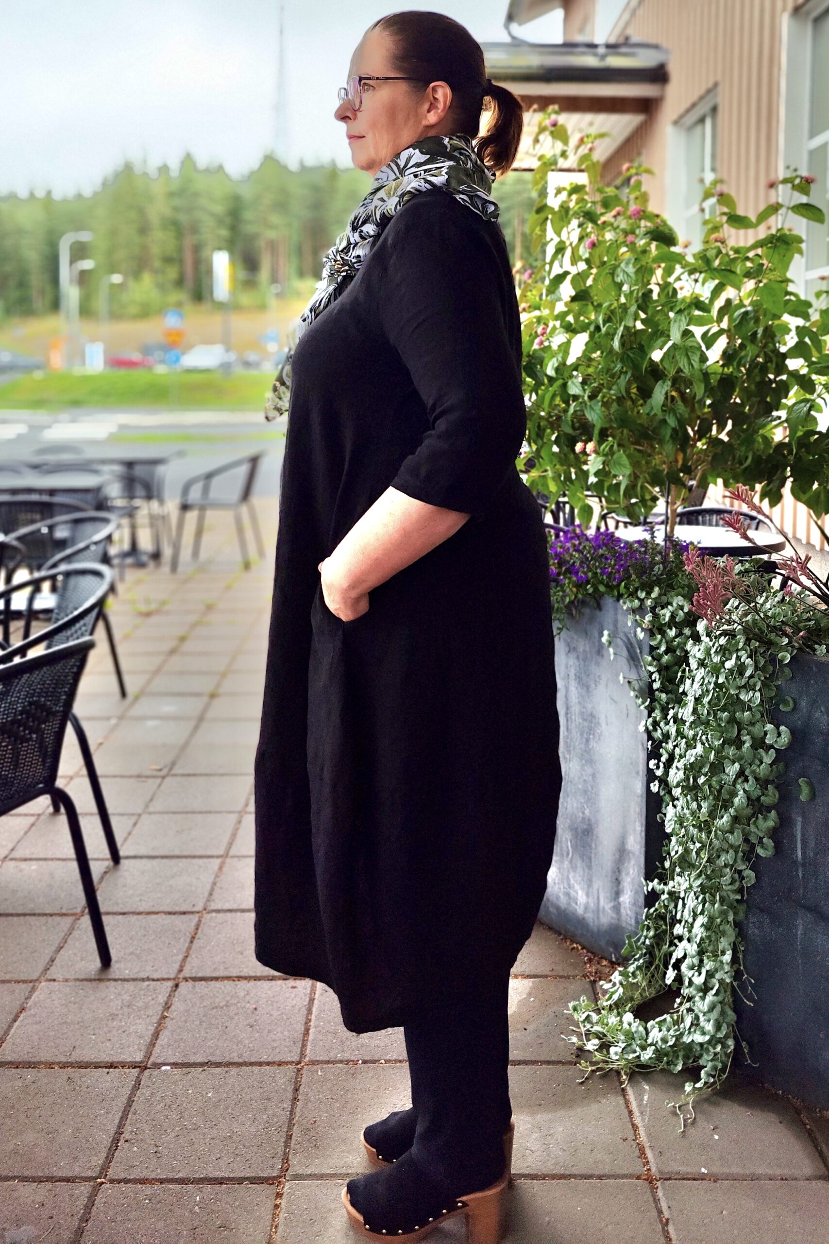 Pellavatehdas Seela Pellavamekko musta