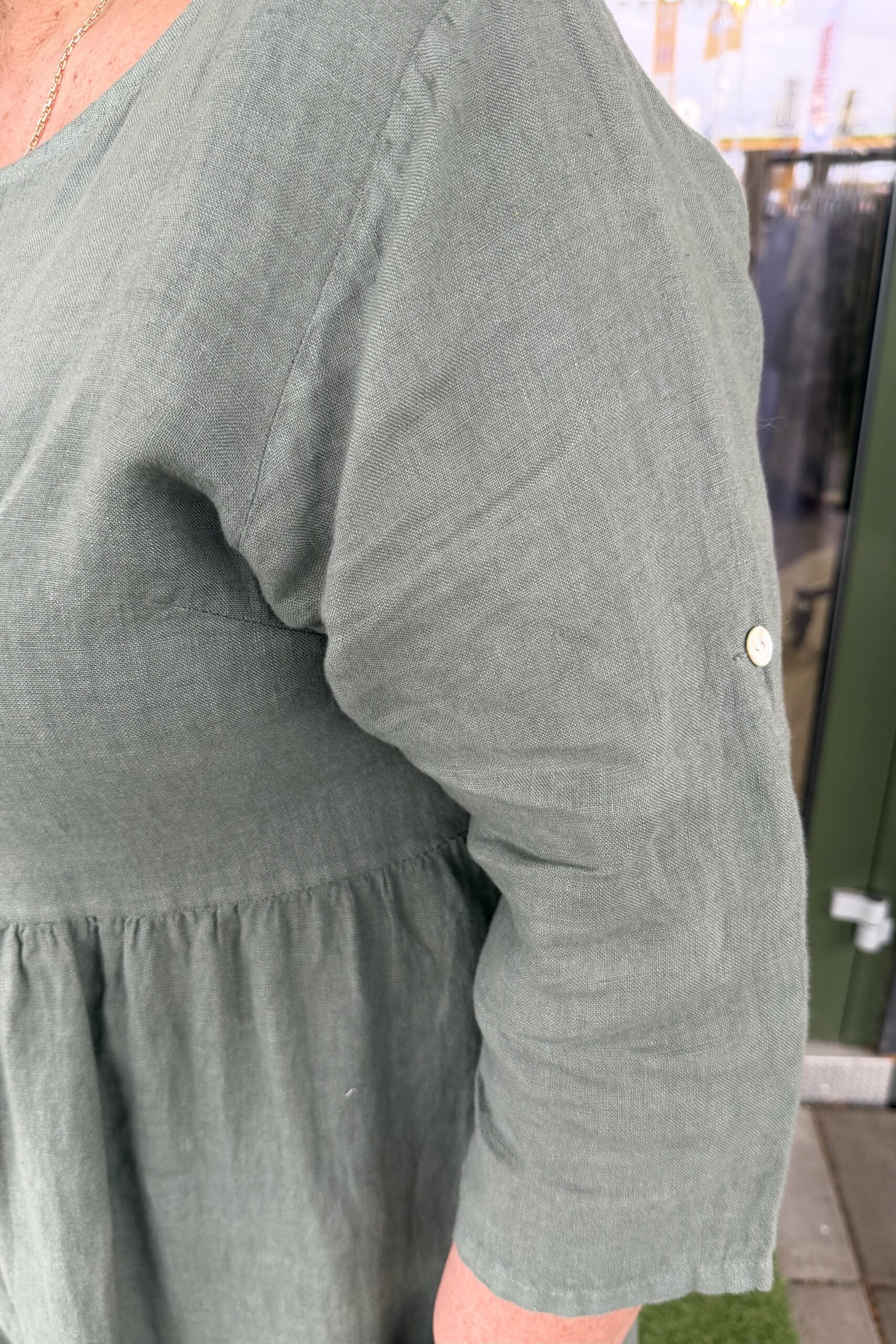 Joanna Plus frillamekko, khakivihreä 48/52 - Image 3