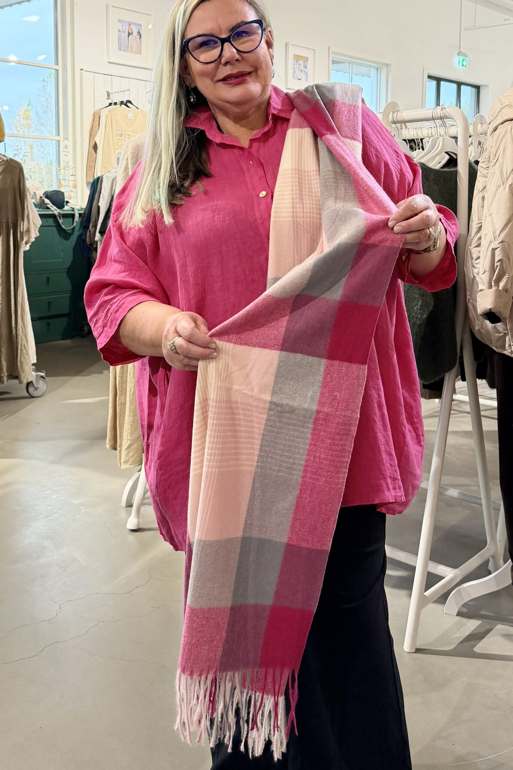 Pellavatehdas Elegant talvihuivi pinkki-harmaa