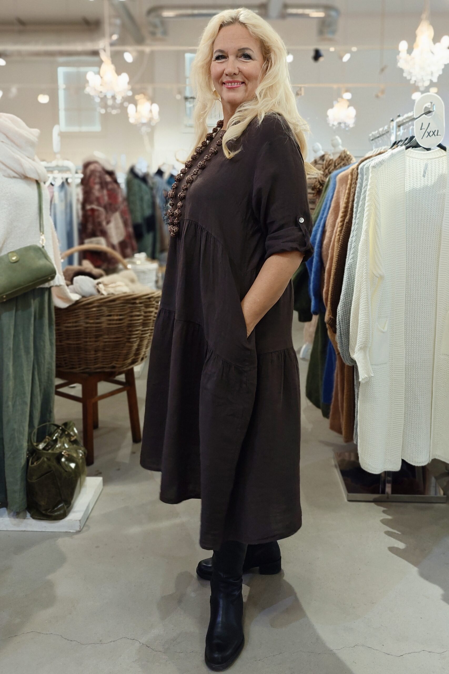 Joanna Plus frillamekko, suklaanruskea 48/52 - Image 3