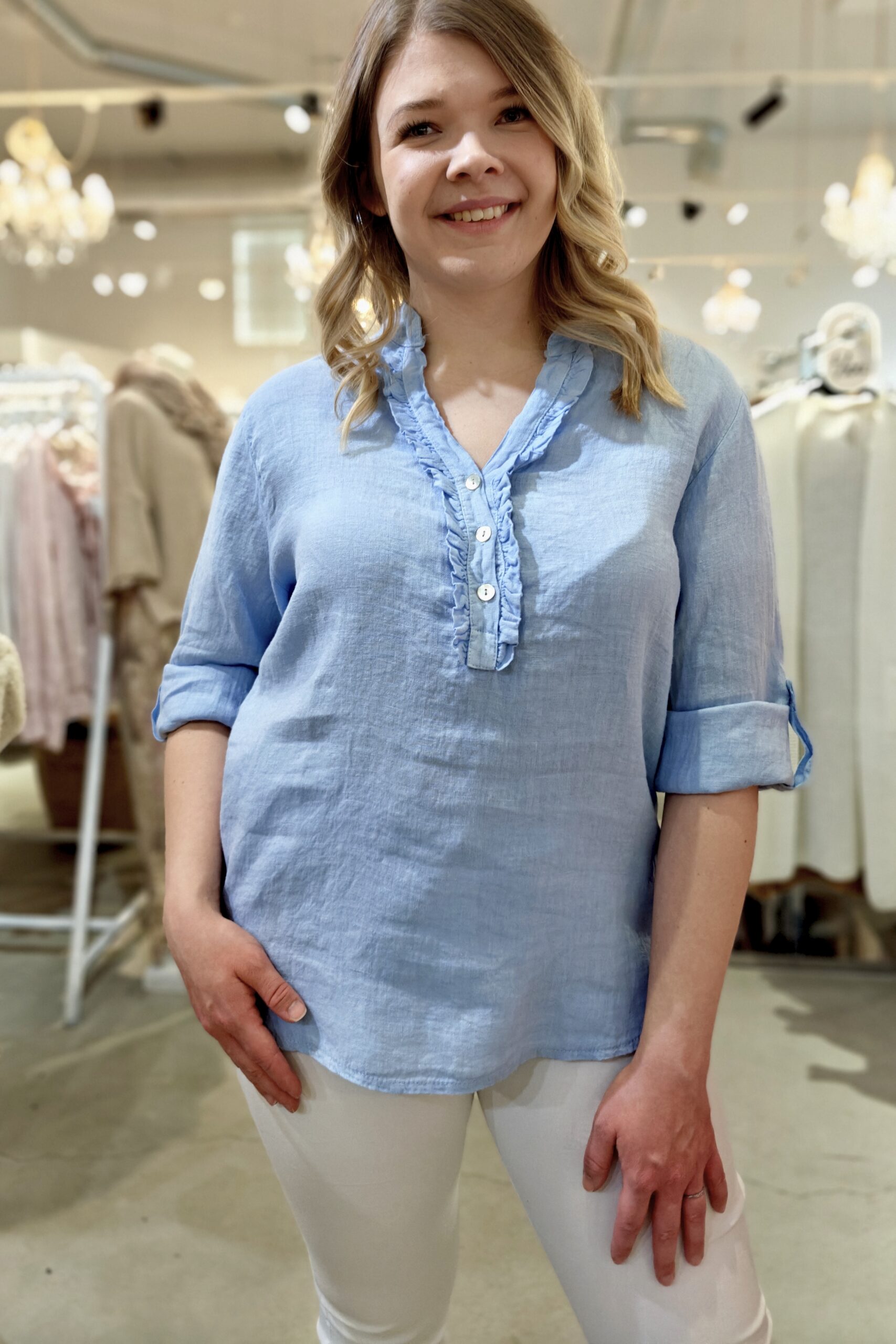 Hilda pellavapaita vaaleansininen Pellavatehdas