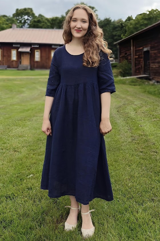 Pellavatehdas Nelma pellavamekko tummansininen