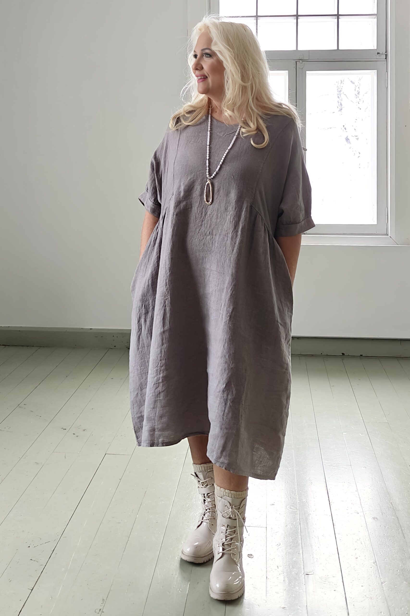 Pellavatehdas Kitt pellavamekko taube