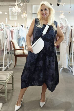 Pellavatehdas hihaton Flowers mekko tummansininen