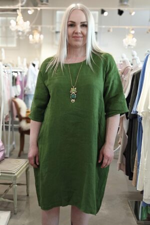 Pellavatehdas Gigi pellavamekko lehmuksen vihreä