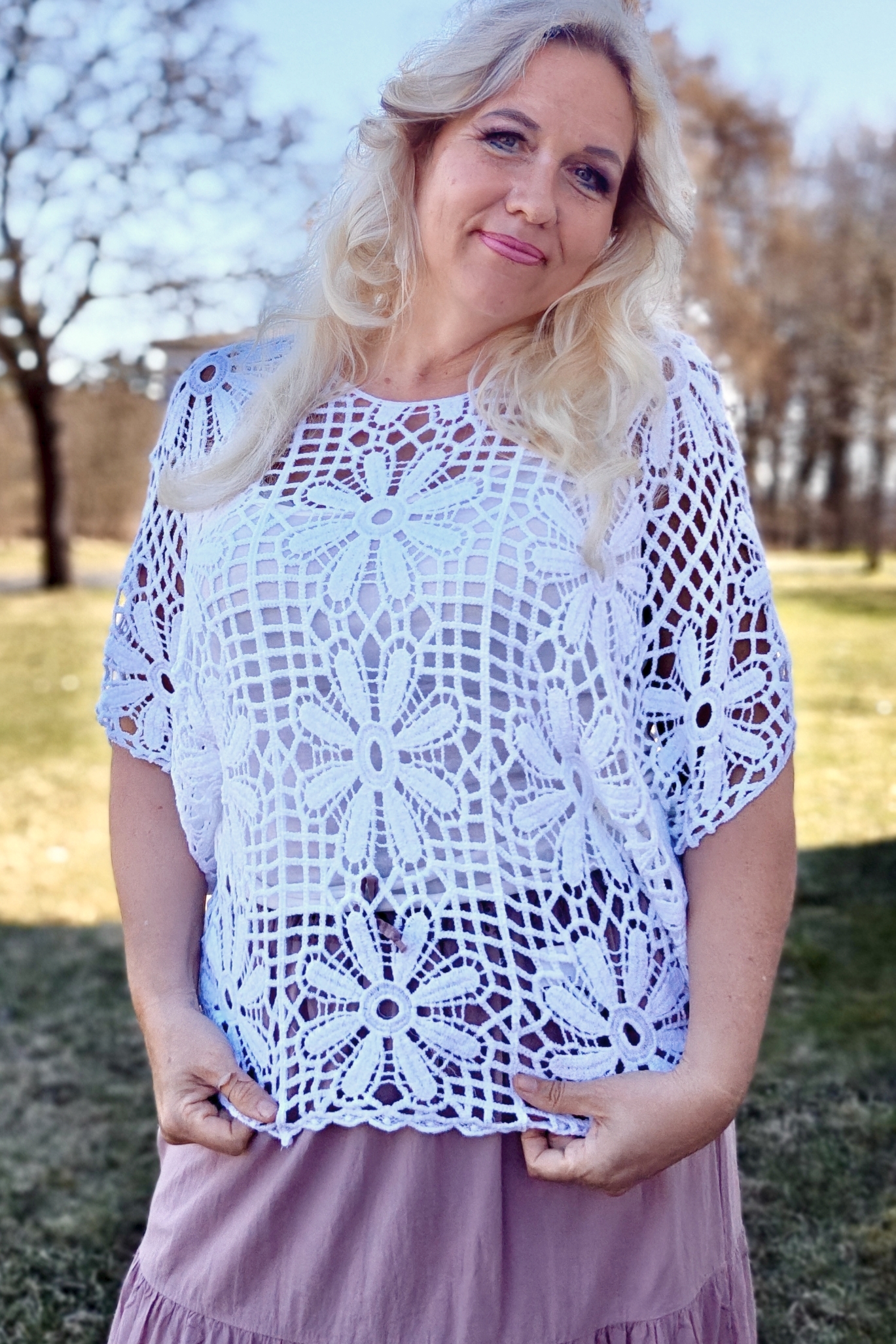 Pellavatehdas Katrina pitsineulospaita valkoinen