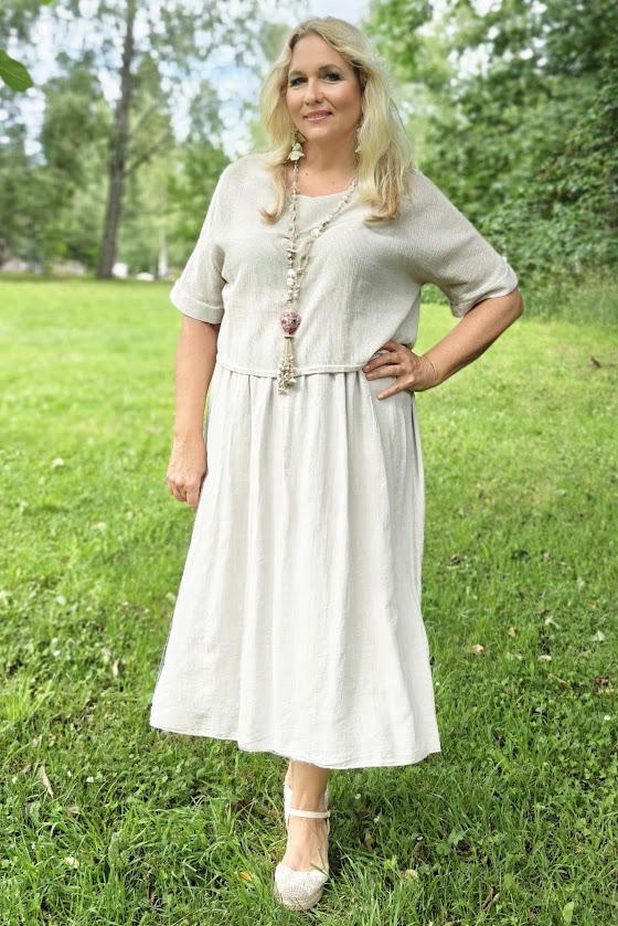 Pellavatehdas Leea puuvillamekko beige