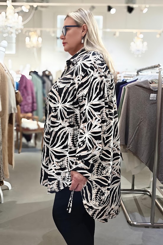 Libby viskoosi paita, musta 3XL/4XL - Image 3